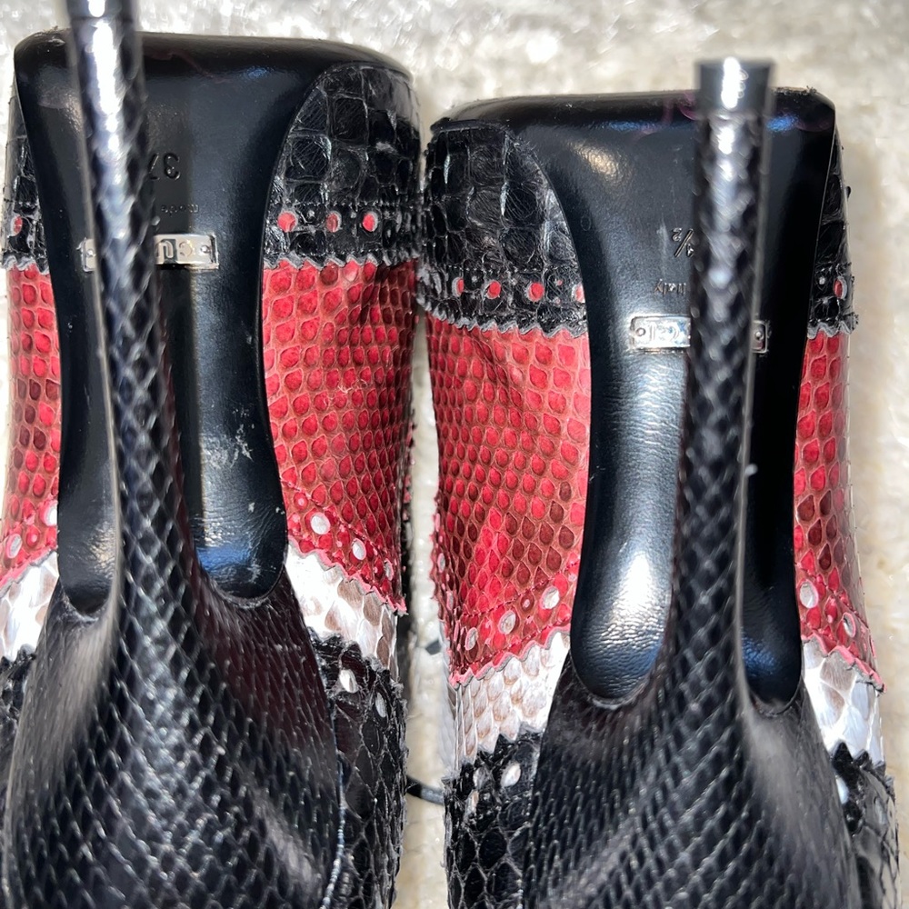 Gucci Pre-Owned Tricolor Brogue Python Leather Gi… - image 3